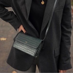 JW PEI Julia shoulder bag in green croco